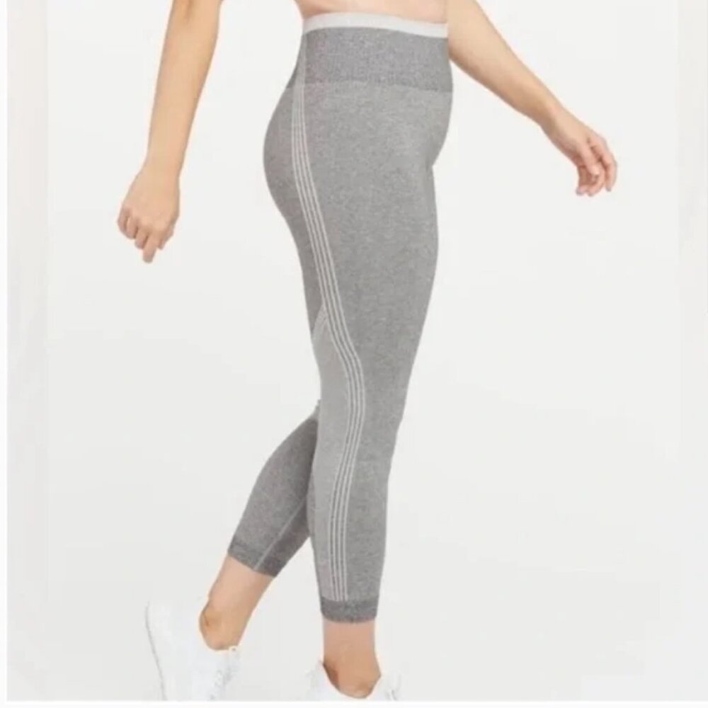 Spanx Seamless Sculpt High Rise Ankle Length Legging